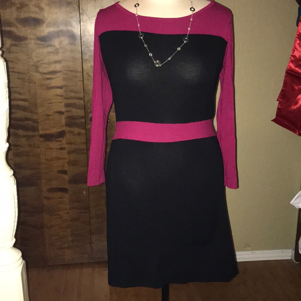 Knit Fuchsia & Black long sleeve dress